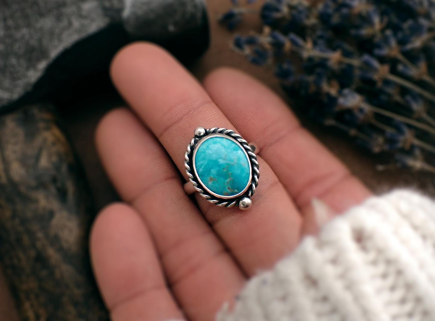 'Blue Yonder'・ Kingman Turquoise + Silver Ring ・ Size N