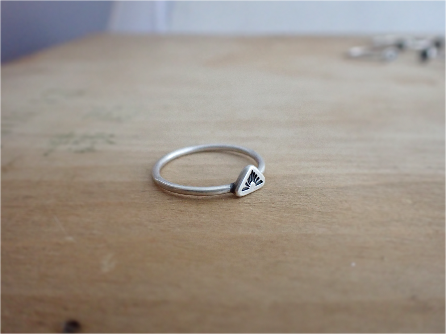 Ember ・ Dainty Sterling Silver Ring