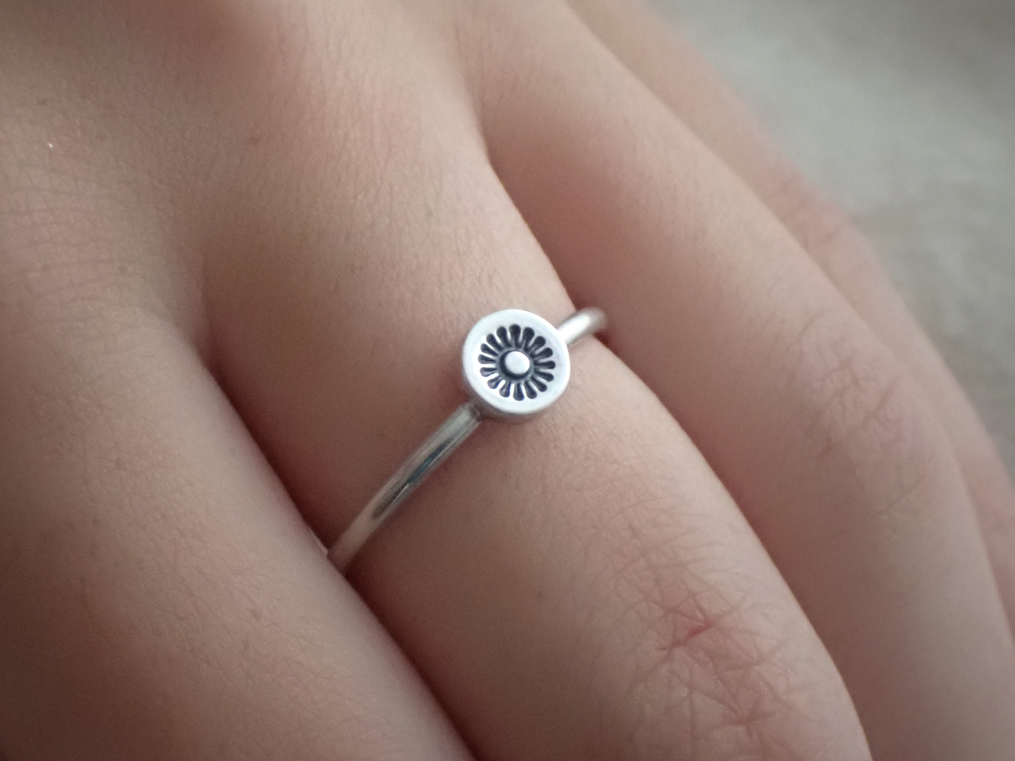 Ravi・ Dainty Sterling Silver Sunshine Ring