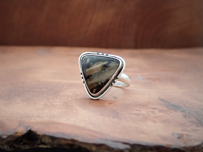 Amaya ・ Rhodonite + Silver Ring ・ Size Q