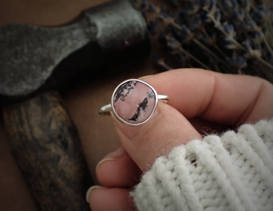 'Bloom' ・ Rhodonite + Silver Ring ・ Size R 1/2
